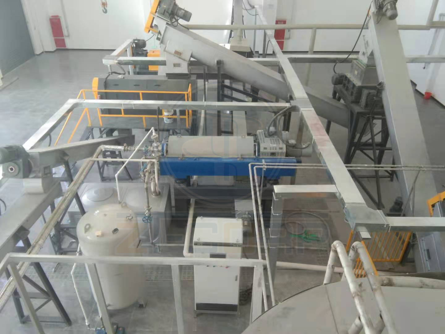 100吨餐厨垃圾处理设备项目现场